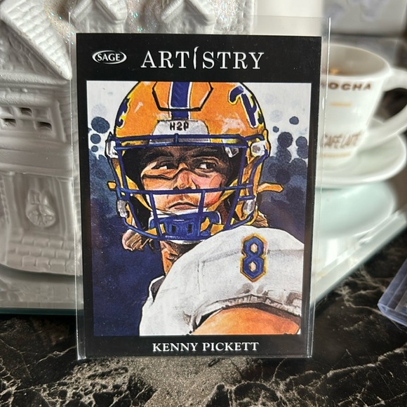 4 Kenny Pickett Sport Cards - Picture 1 of 4